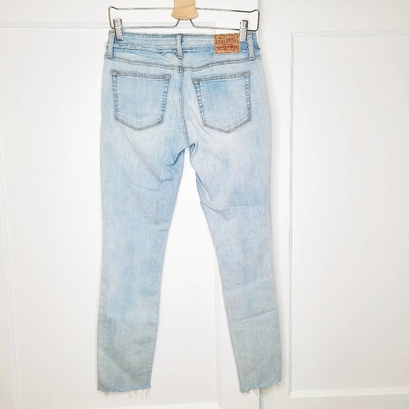 Lucky Brand Lolita Skinny Frayed Los Altos Jeans - Picture 6 of 7